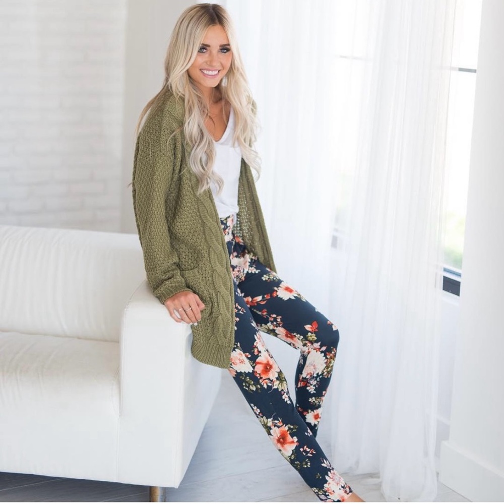 Acting Pro floral pants from Mindy Mae’s market